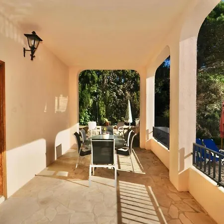 Holiday home Victoria *